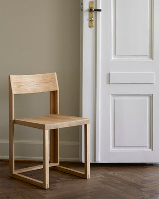 Outline Spisestuestol