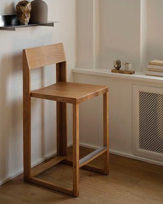 Outline Counter Chair